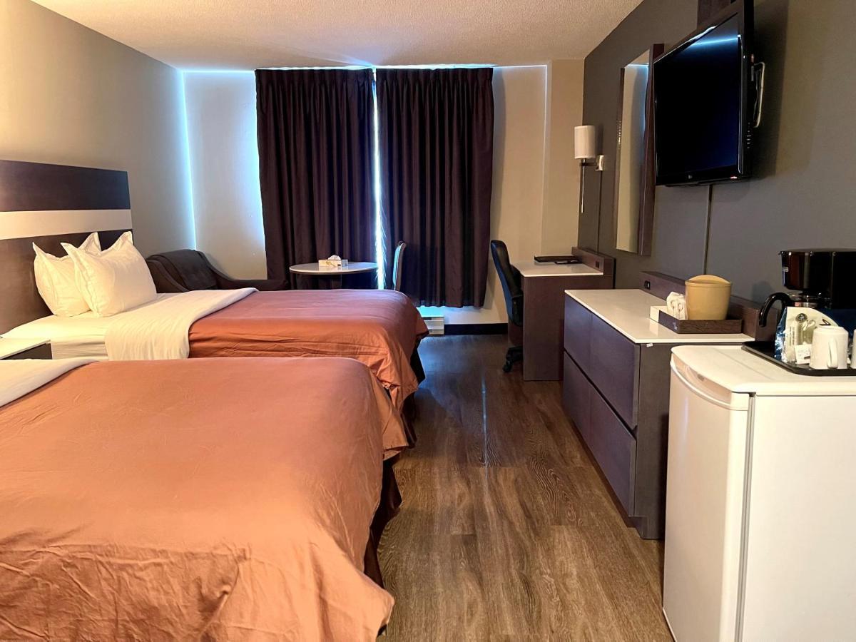 Auberge De La Gare 가티노 외부 사진