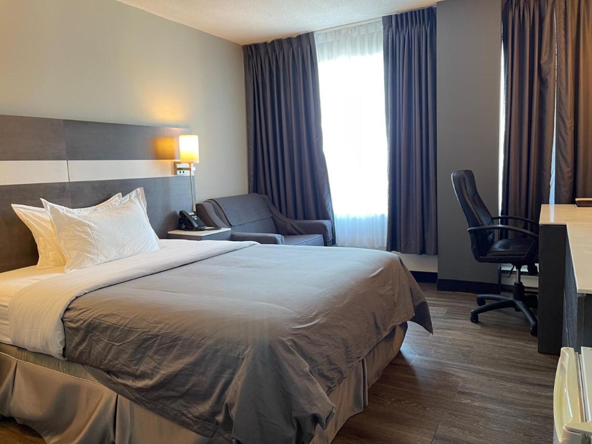 Auberge De La Gare 가티노 외부 사진