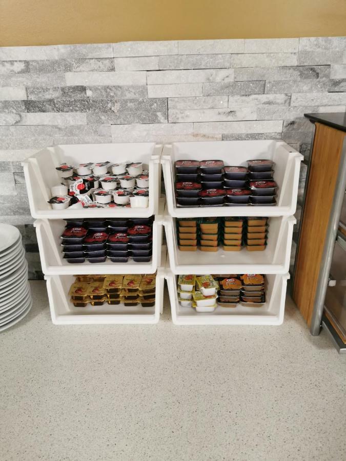 Auberge De La Gare 가티노 외부 사진